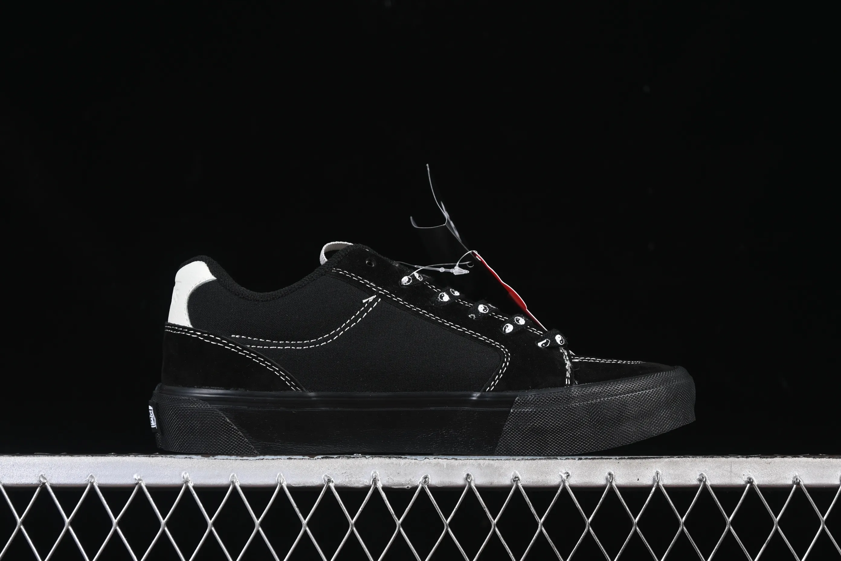 All categories Vans Vans series Vans Low Vans low-top Vans Chukka Push high street American retro casual canvas skate shoes VN0009QPA02